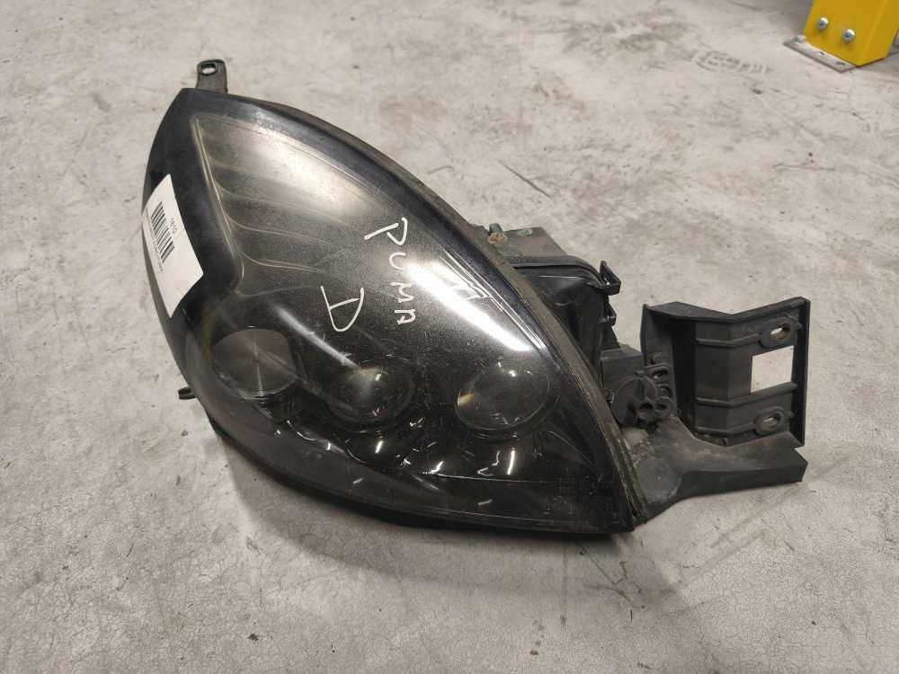 PHARE DROIT FORD - Vue 1